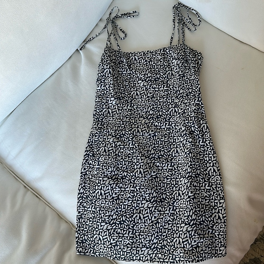 Princess Polly tie dress